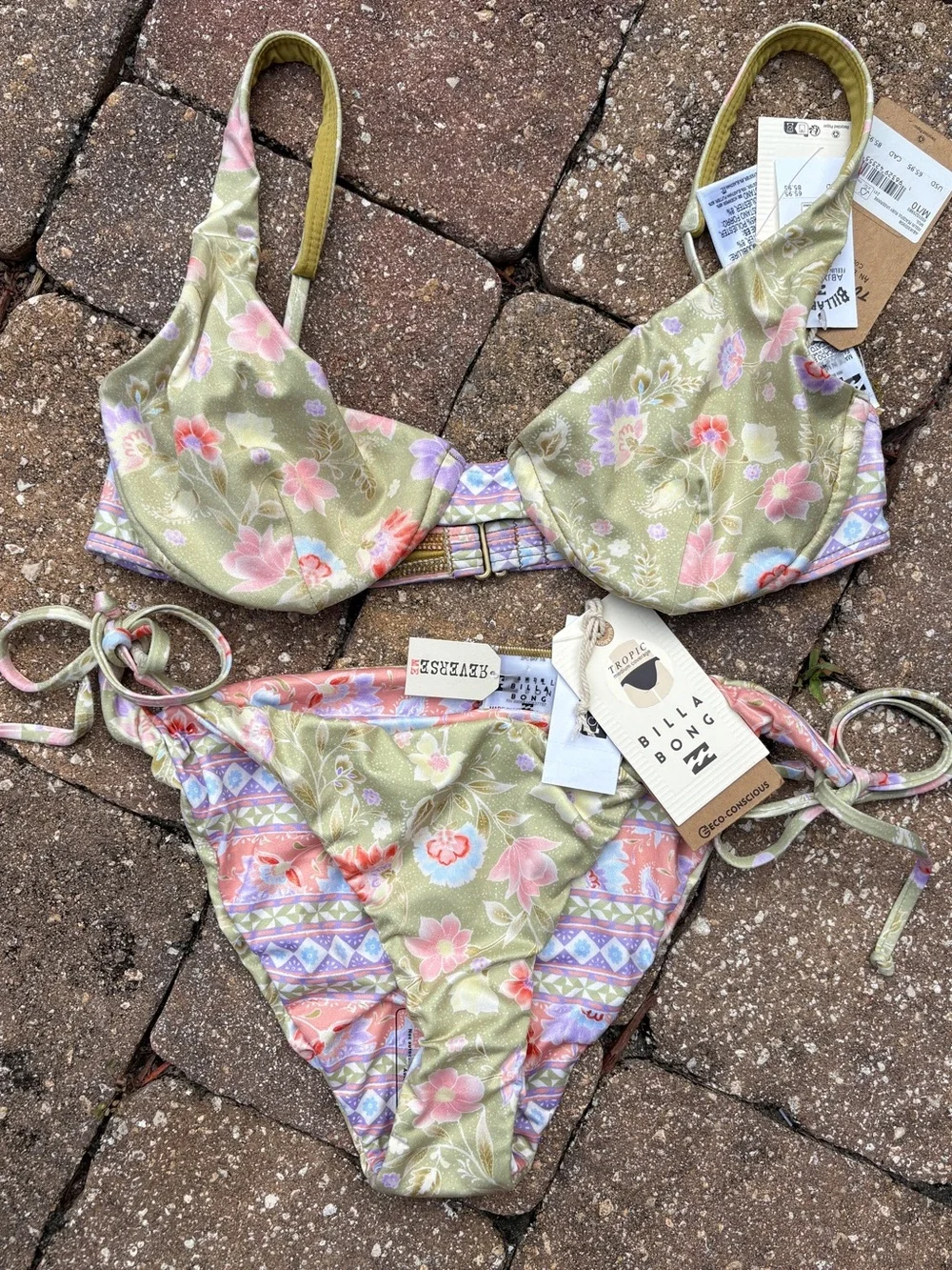NWT Reversible Billabong Feelin Peaceful Tie Tropic Bikini Set